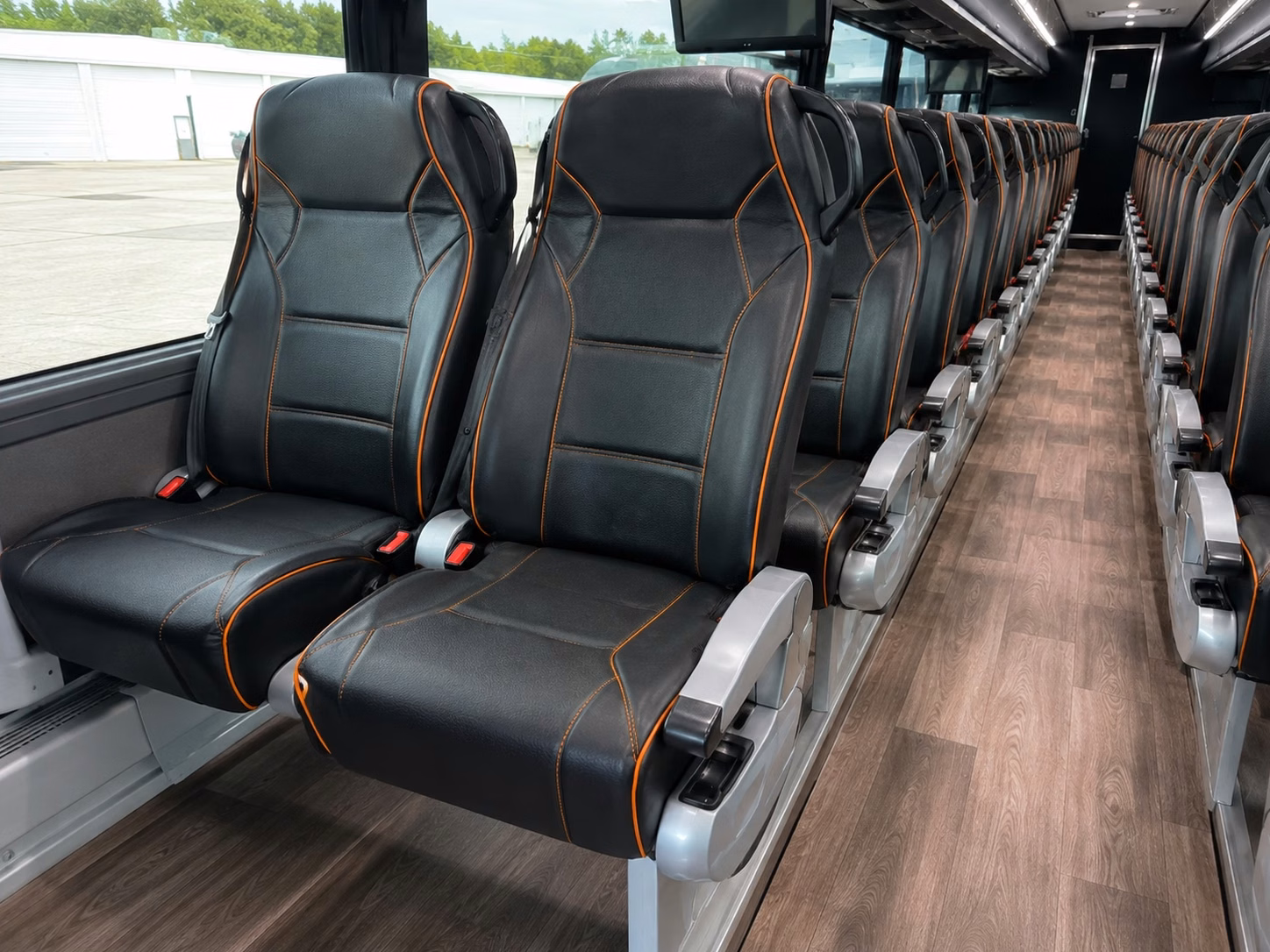fan bus rentals to total mortgage arena and bridgeport islanders games near fairfield